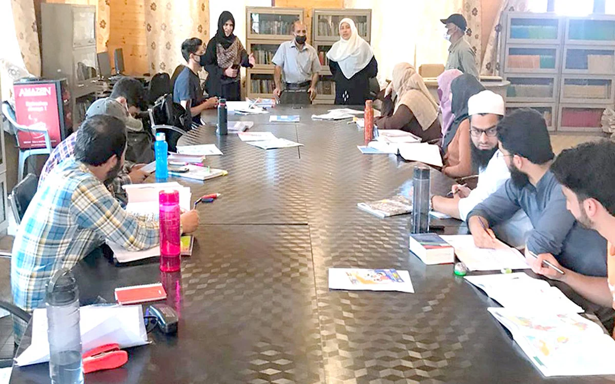 J&K’s public libraries offer free access to competitive exams’ material
