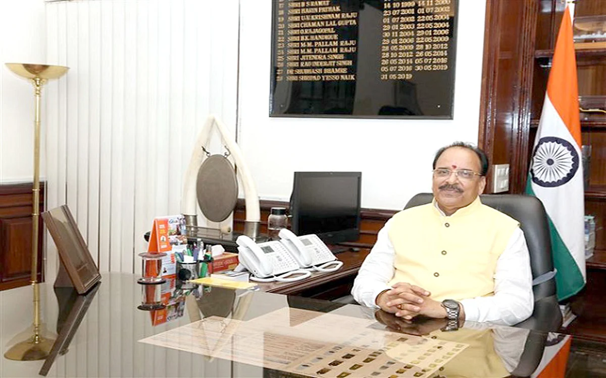 Army strong, well-equipped to tackle every threat: MoS Defence
