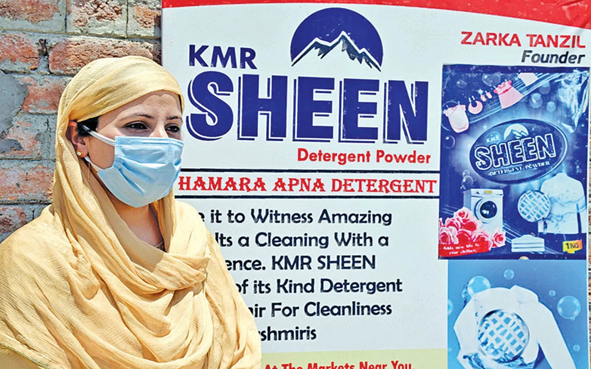 Braving odds, Budgam woman starts detergent manufacturing unit