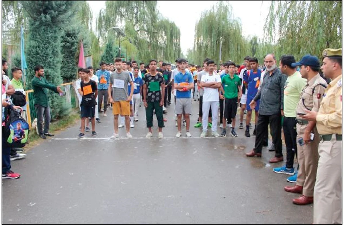 AZADI KA AMRIT MAHOTSAV| Police organises mini-marathon in Handwara