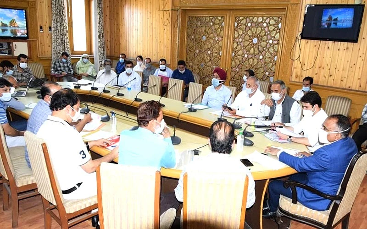 Div Com chairs 253rd High level committee meeting