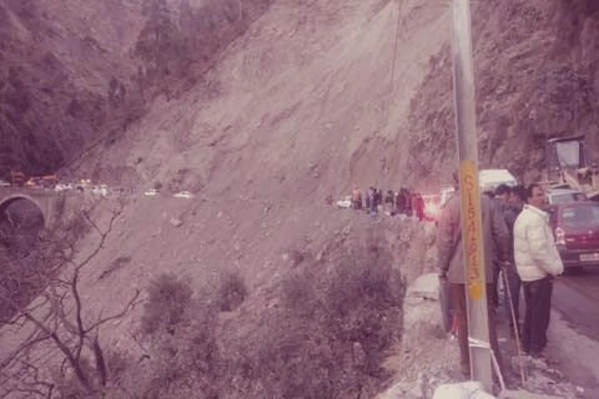 2 killed, 2 injured in Ramban accident