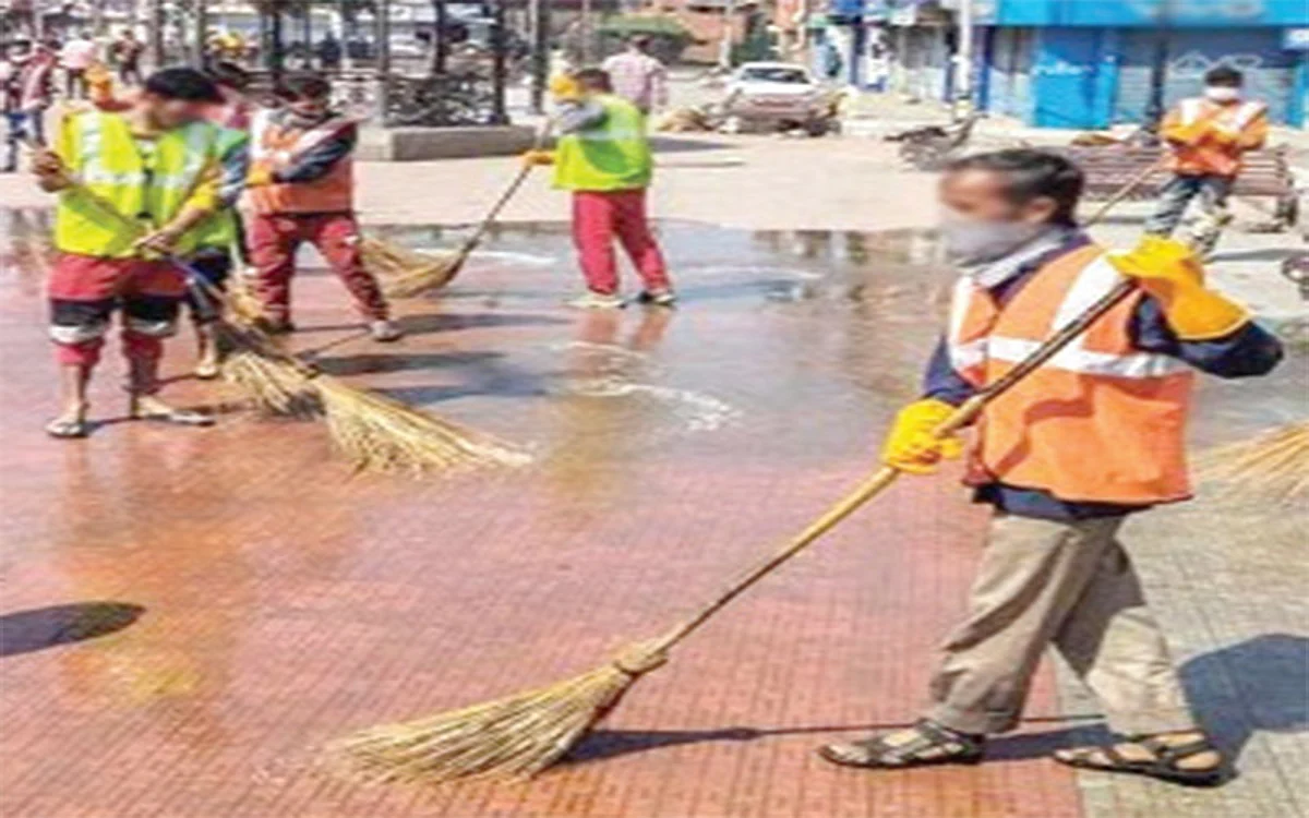 Ward 2 Lal Chowk bags first rank in cleanliness