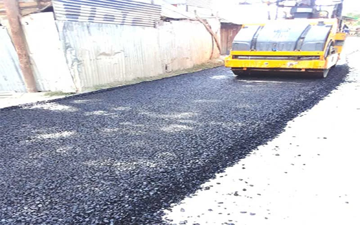 GK Impact | R&B starts blacktopping Bandipora-Ajas road