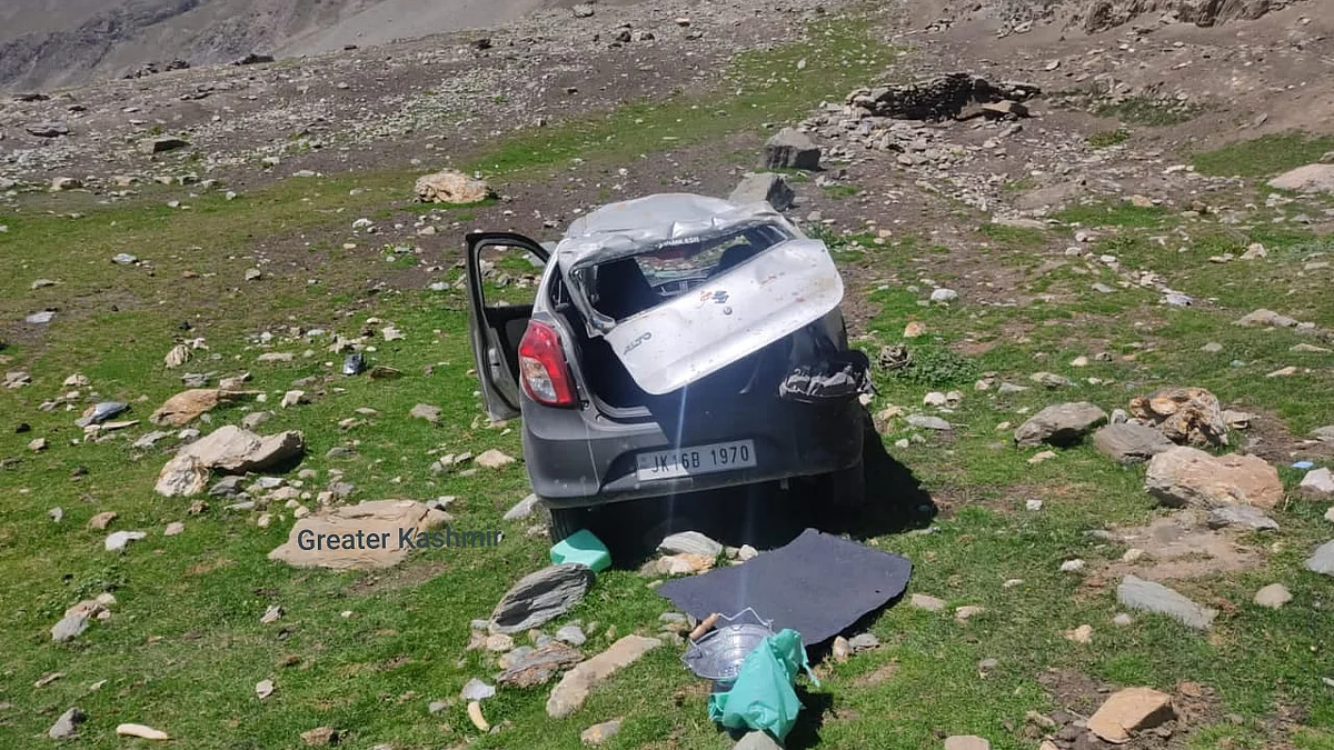 The car was on way from Kangan to Drass when it met with the accident near Zero Point Zojila.
