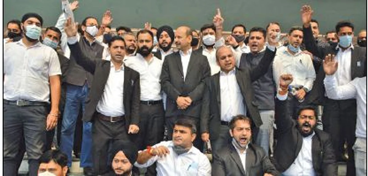 Jammu witnesses protests against Kashmir killings