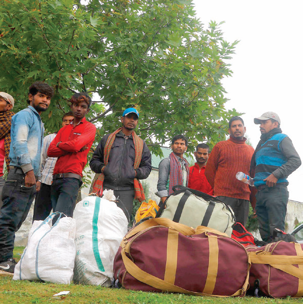 Fleeing of non-local labourers will hit Kashmir economy