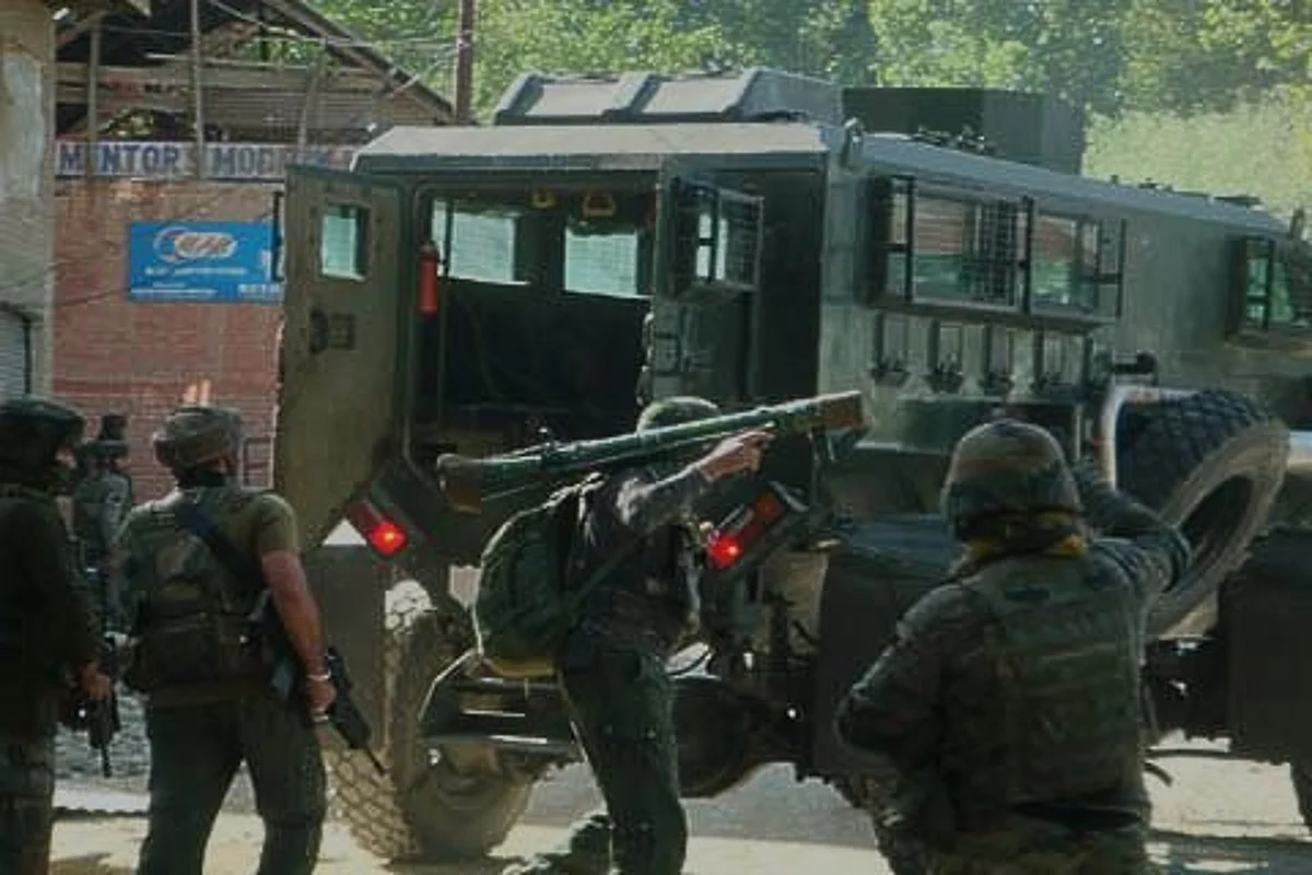 MENDHAR ENCOUNTER: Army using heavy calibre weapons against militants