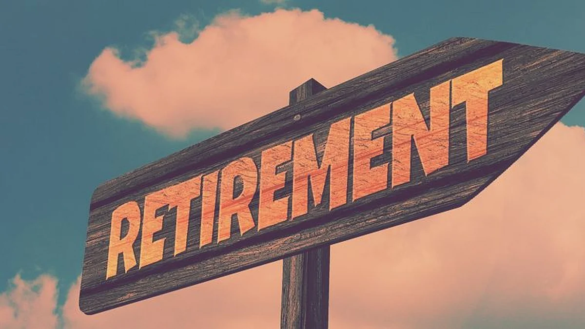 Govt orders premature retirement of 8 employees