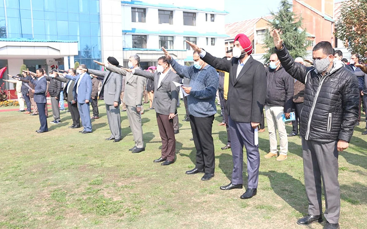 Vigilance Awareness Week | Police holds ‘Pledge taking Ceremonies’