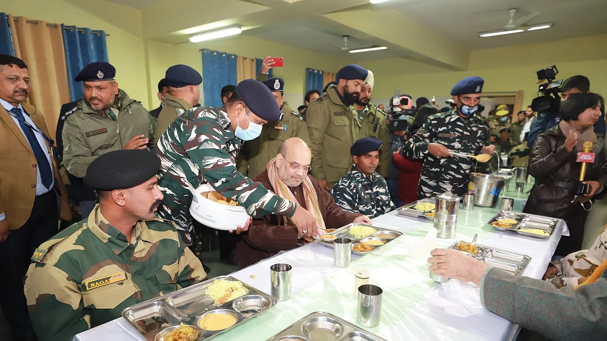 Union Home Minister Amit Shah having a meal at a CRPF camp at Lethpora in south Kashmir's Pulwama on Tuesday October 26, 2021.