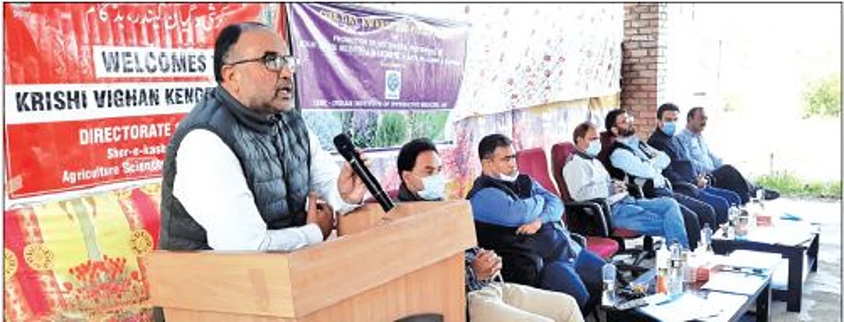 Awareness programme on aromatic, medicinal plant cultivation held