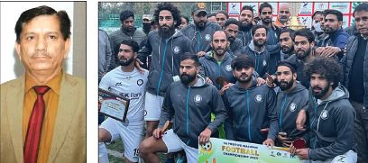 J&K Bank CMD felicitates football team