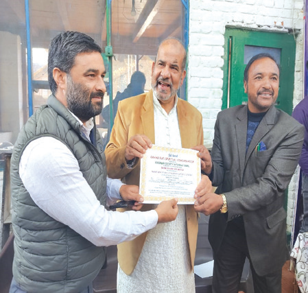 Spirituality based on mutual love, coexistence: Farooq Renzu