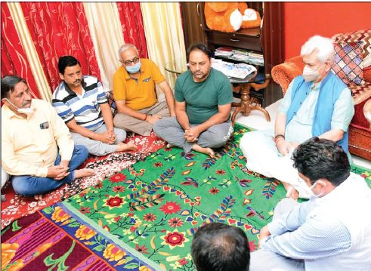 LG visits family of slain teacher Deepak Chand
