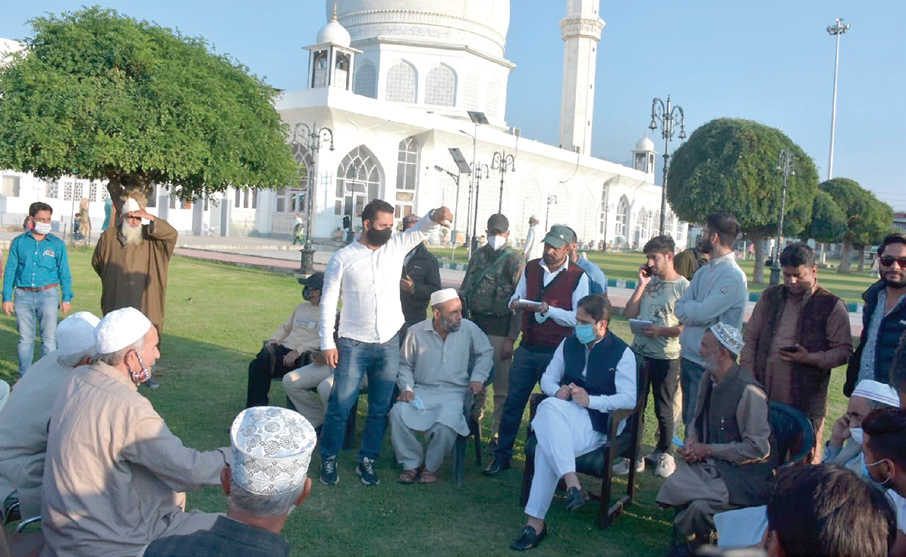Mayor visits DargahHazratbal