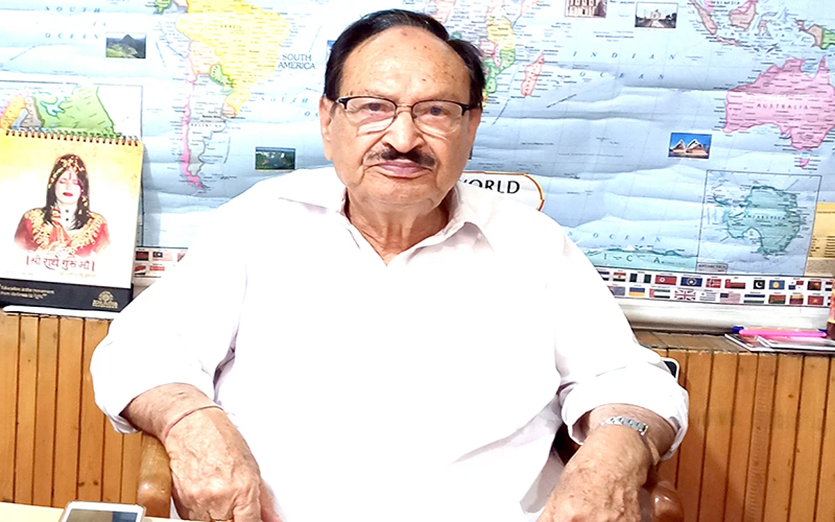 ‘Private Schools generate 1 lakh jobs, fill vacuum in education system’