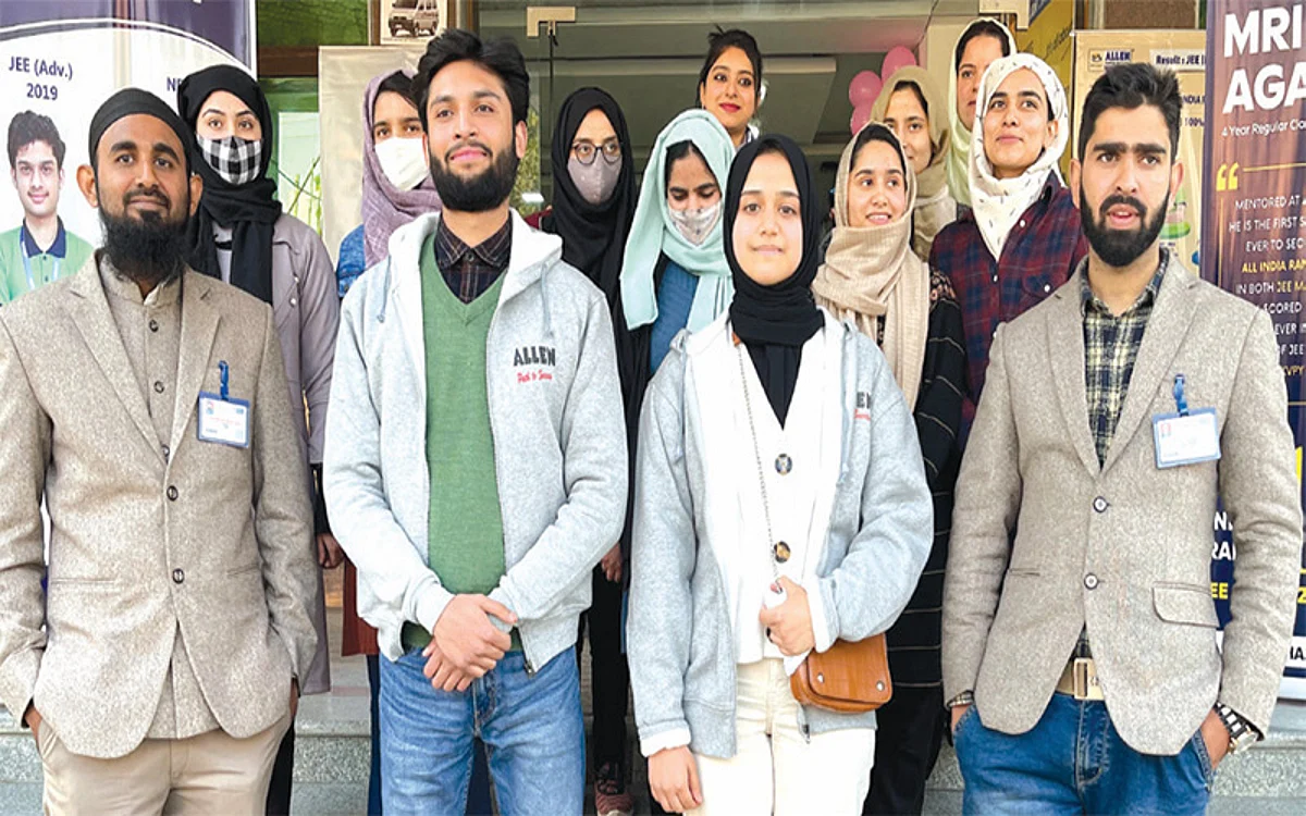 Allen Career Institute Nowgam felicitates NEET rankers