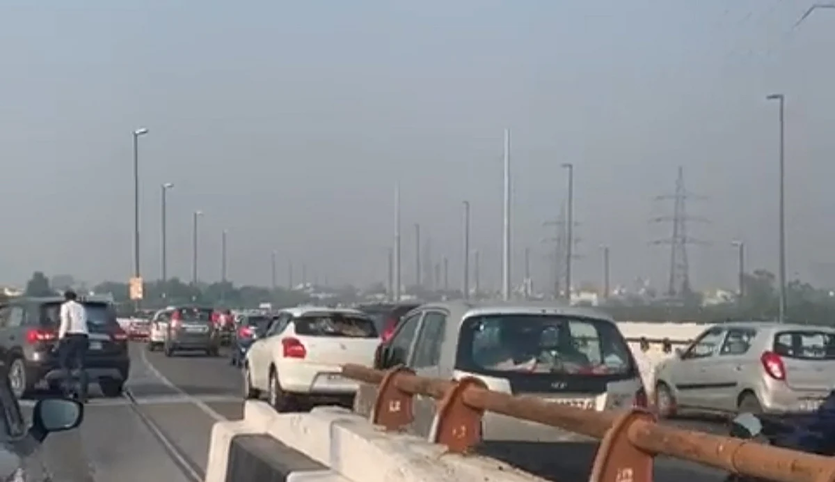 Delhi air quality turns hazardous after Diwali