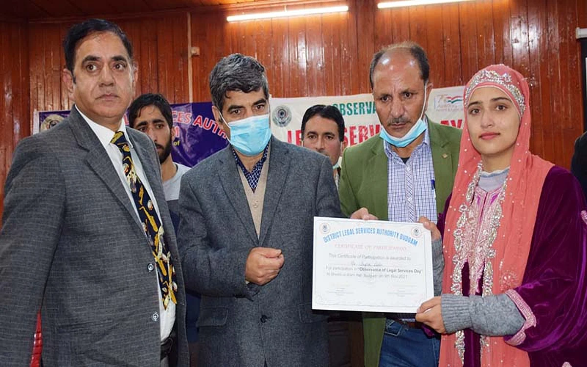DLSA Budgam observes National Legal Services Day