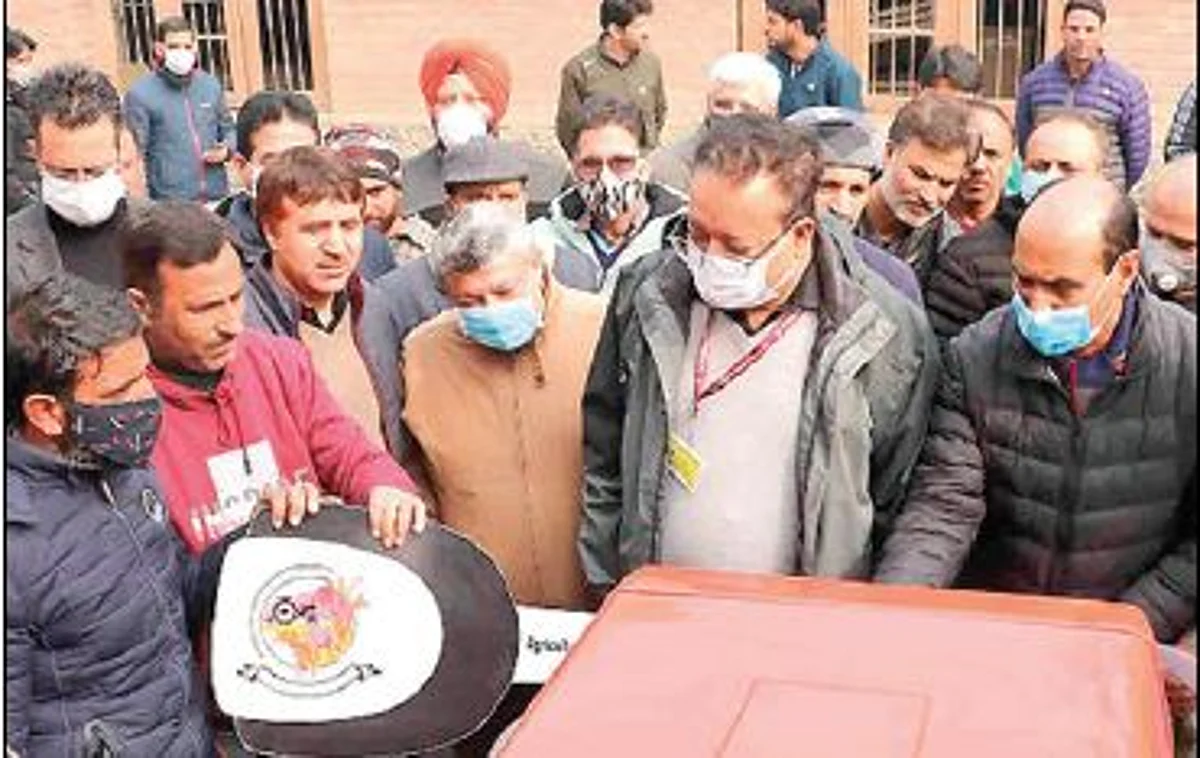 Navin Choudhary launches farm machinery distribution camp