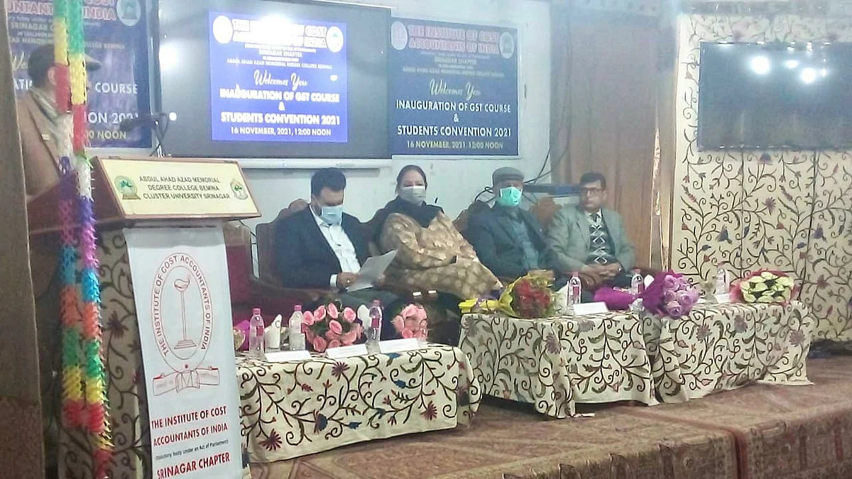 ICAI Srinagar holds event to felicitate Cost and Management Accountants pass outs