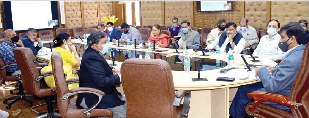 Chief Secretary reviews implementation of employment generating schemes in J&K