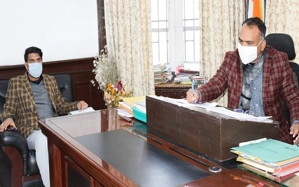 Div Com reviews project plan of WFR, SRR Phase-III, Rakhi Arath