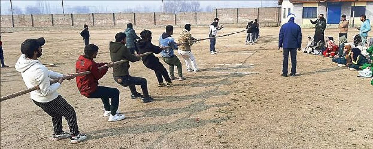 DYSS conducts tug of war competition in Baramulla