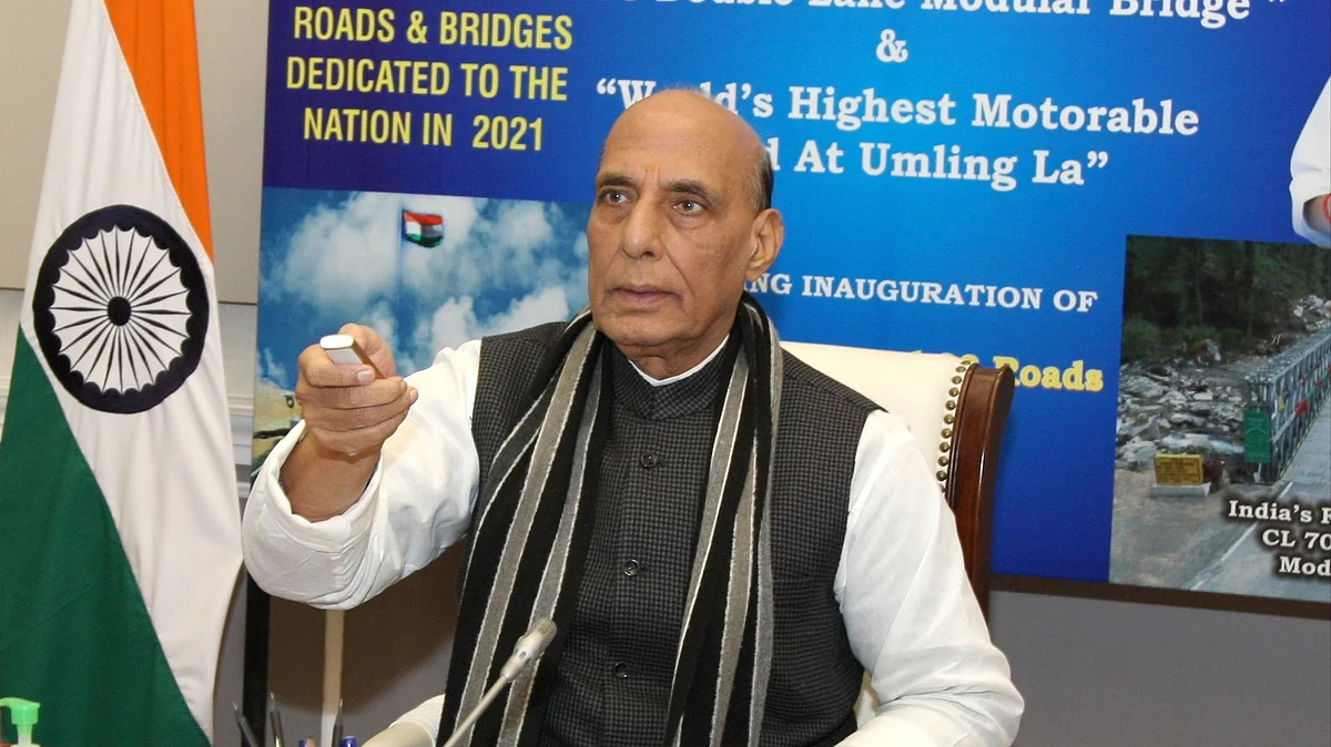 Defence Minister inaugurates 2 bridges in J&K's Sonamarg