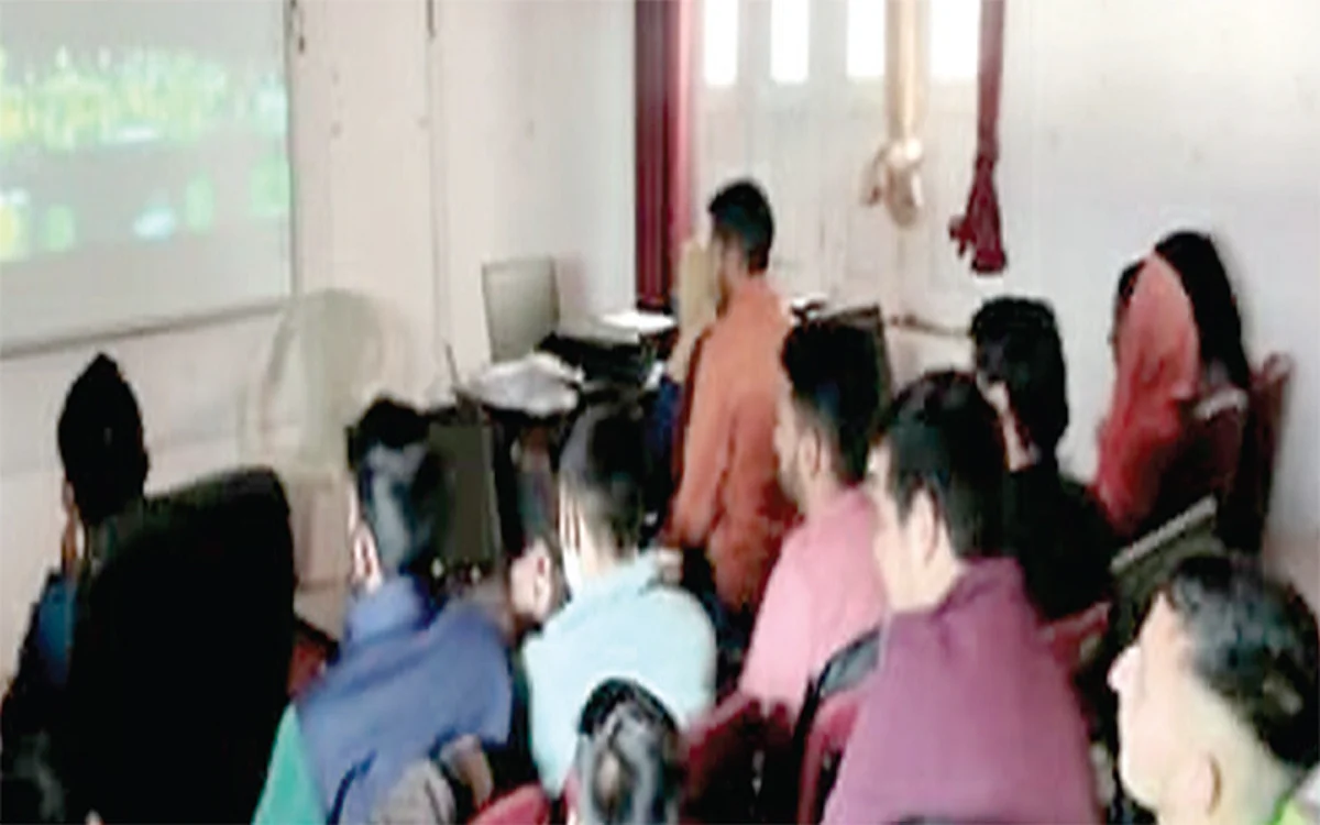 Army organises movie screening at Mahore