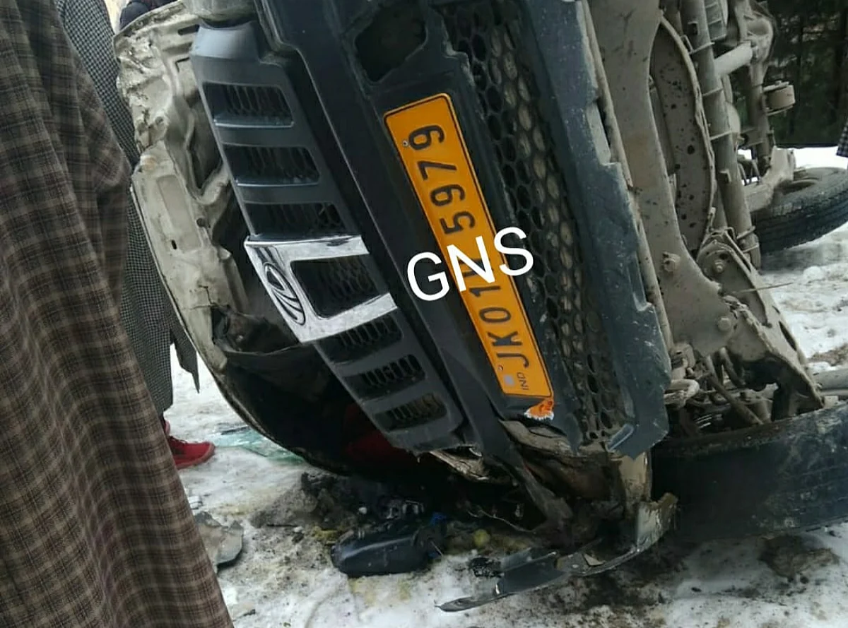 The SUV skidded off the road and overturned at Neeti Galli Nawagabra area of Tanghdar and fell into a gorge, resulting in on the spot death of the driver Intekhab Alam son of Mohammad Sayab, a resident of Nowagabra Tanghdar and injuries nine others.