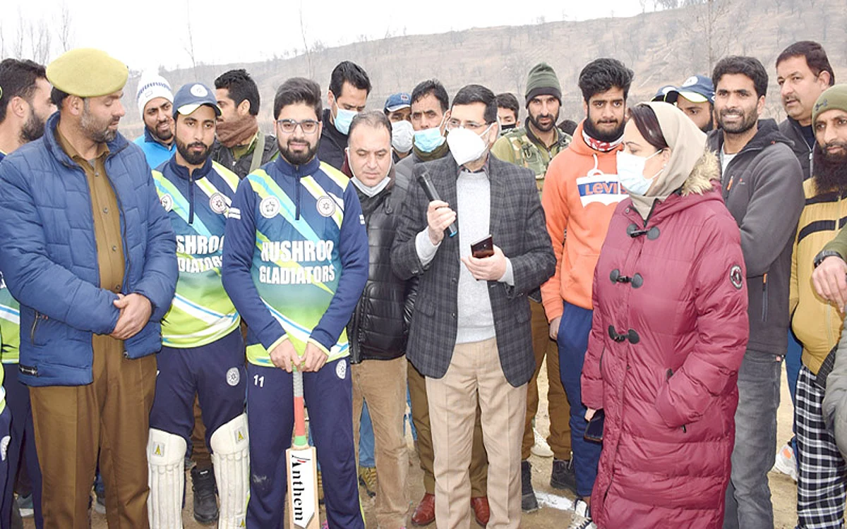 DC Budgam inaugurates playfield at Chadoora