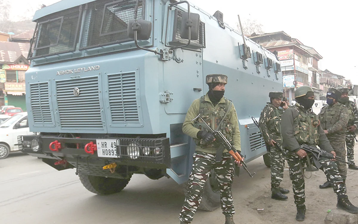 2 cops killed in Bandipora militant attack