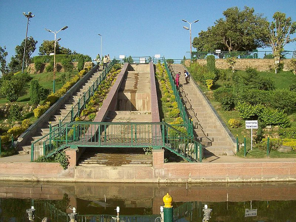 Bagh-e-Bahu’s light-and-sound fountain near completion under PMDP