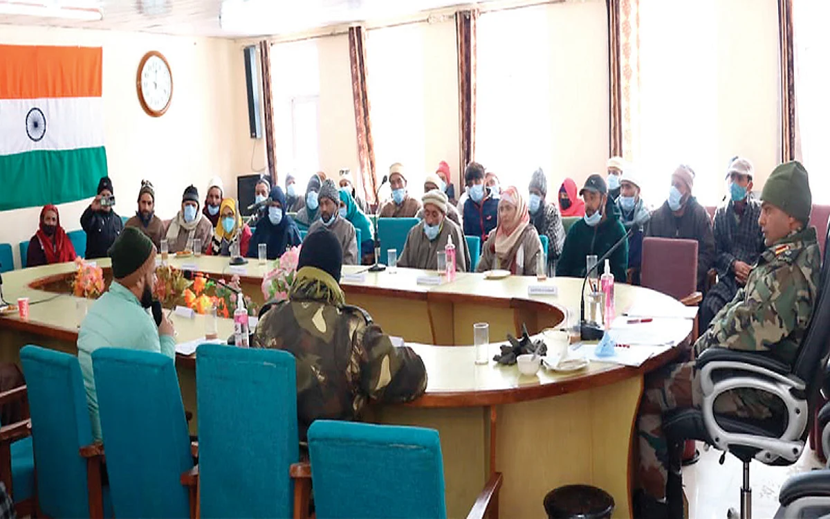 Army, civil admin conduct Gram Sabha in Gurez