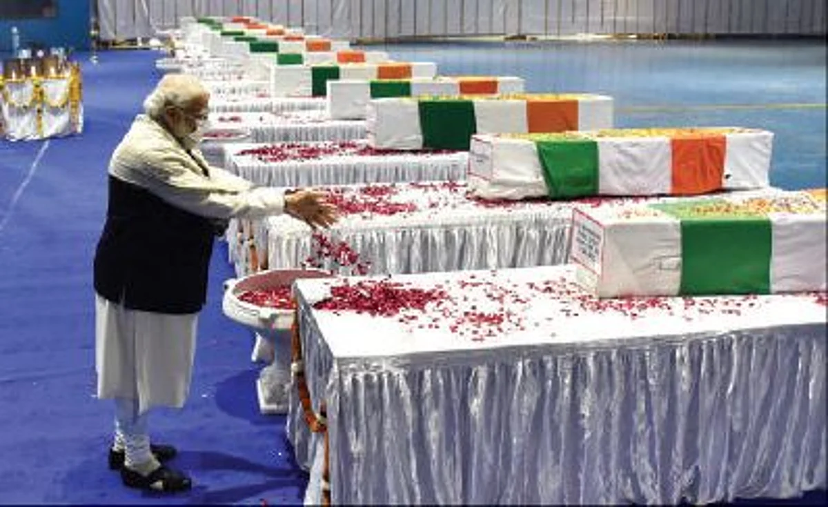 PM pays homage to crash victims at Palam airport