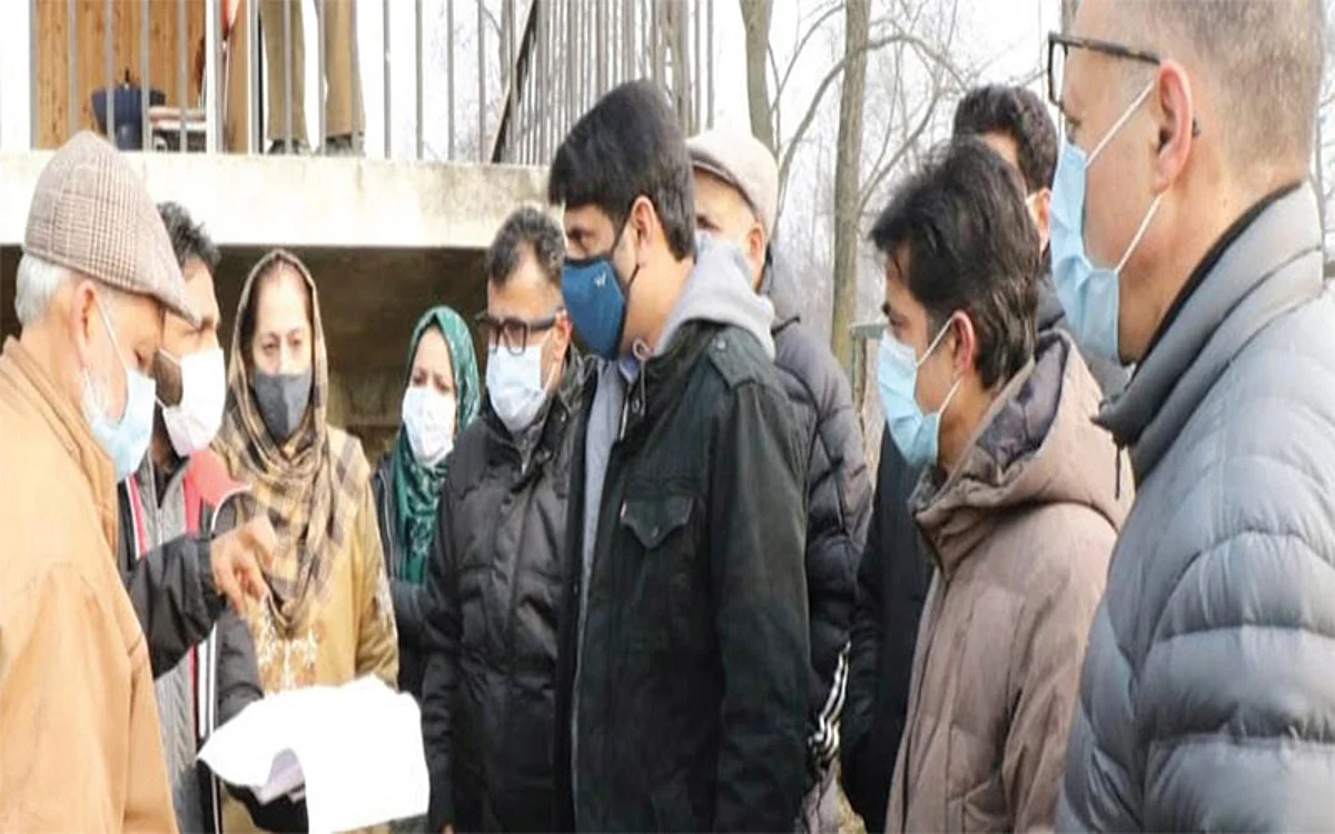 DC Srinagar visits Hokersar Wetland Conservation Reserve