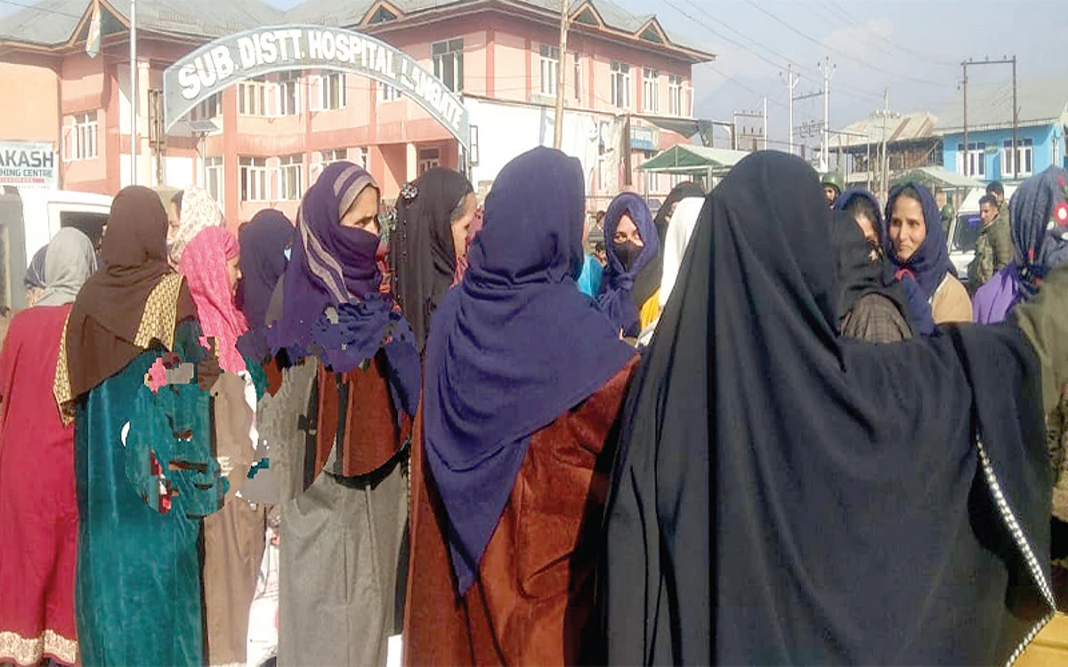ASHA workers stage protest in Langate, demand release of incentives