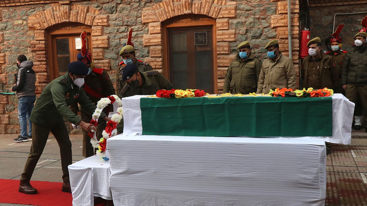 Three Jaish militants behind Zewan attack, says IGP Kashmir