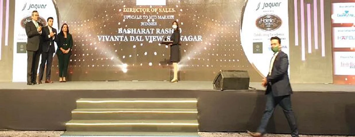 12th Hotelier India Awards | Basharat Rashid bags best Director of Sales award
