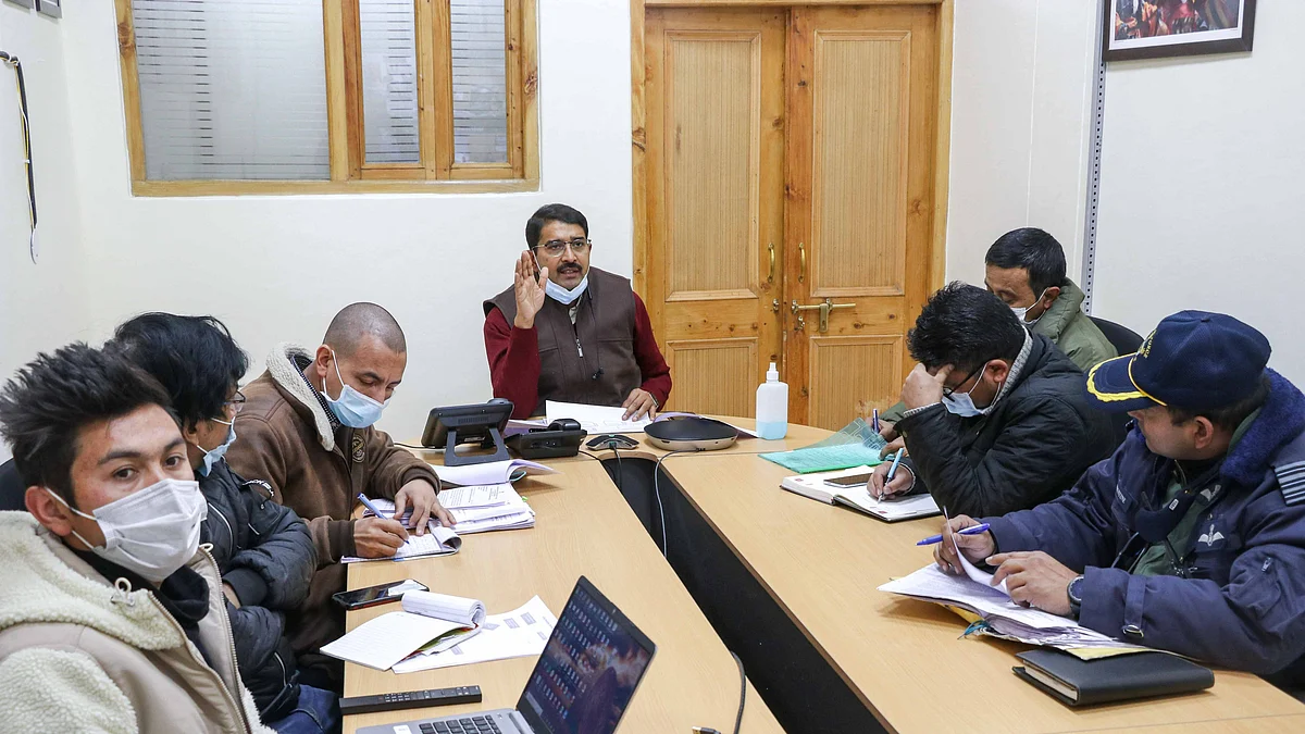 Bookings for Kargil air courier service to go online; to start after Srinagar-Leh highway closes