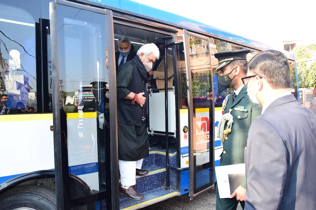 While enquiring about the performance of the bus, the Lt Governor suggested the representatives of the company to keep proper luggage space to facilitate the passengers during their journey.