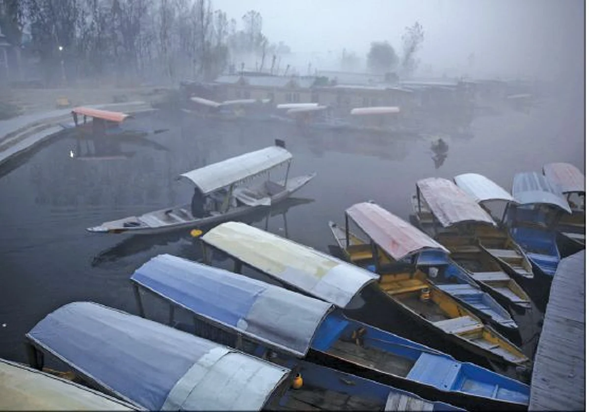 With 3-day wet spell from Friday,
Kashmir to receive fresh snowfall: MeT