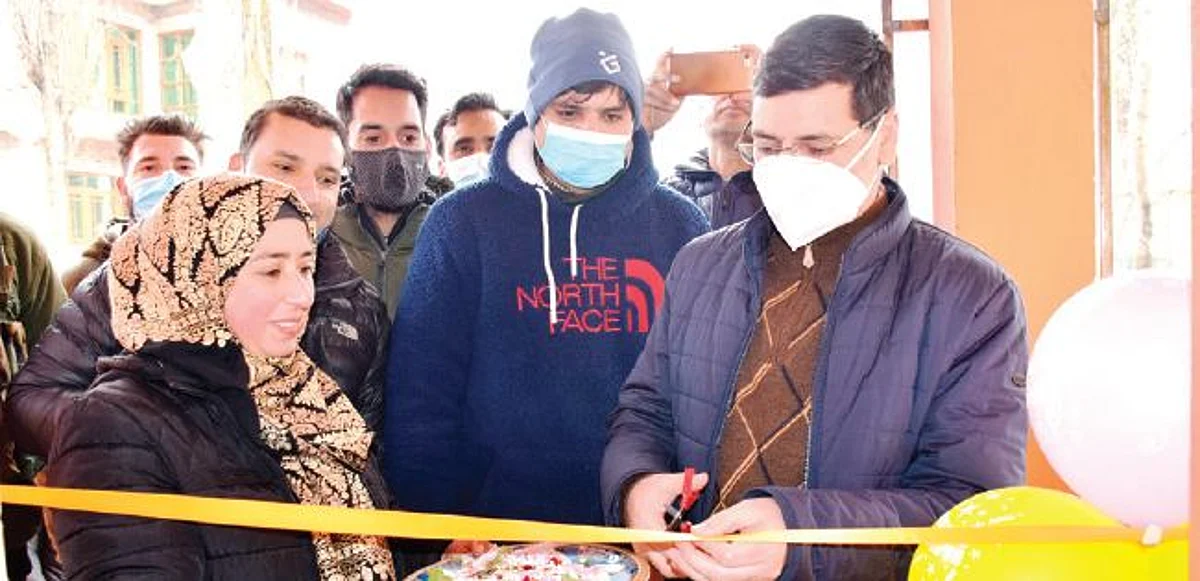 First Model CS Centre inaugurated at Chattergam, Budgam