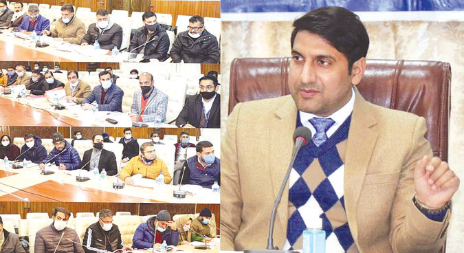 DC Srinagar chairs DLRC meeting