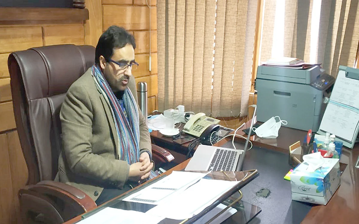 Good Governance Week | Director RDD Kashmir reviews progress of 14th FCA, GPDP, Panchayat awards