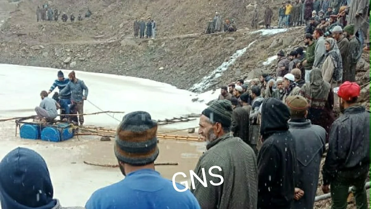 Two teenage boys feared dead after falling into storage tank in Kupwara