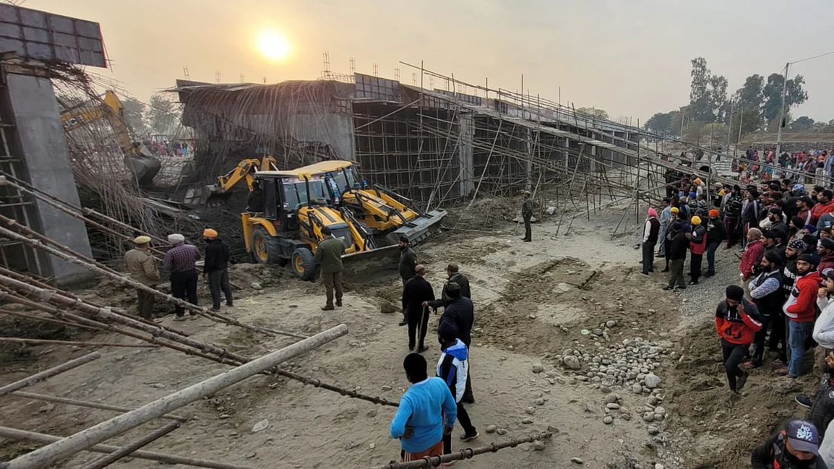 The under construction bridge at river Devak near village Koulpur collapsed at around 4 pm on Sunday, leading to the injuries to 27 labourers.
