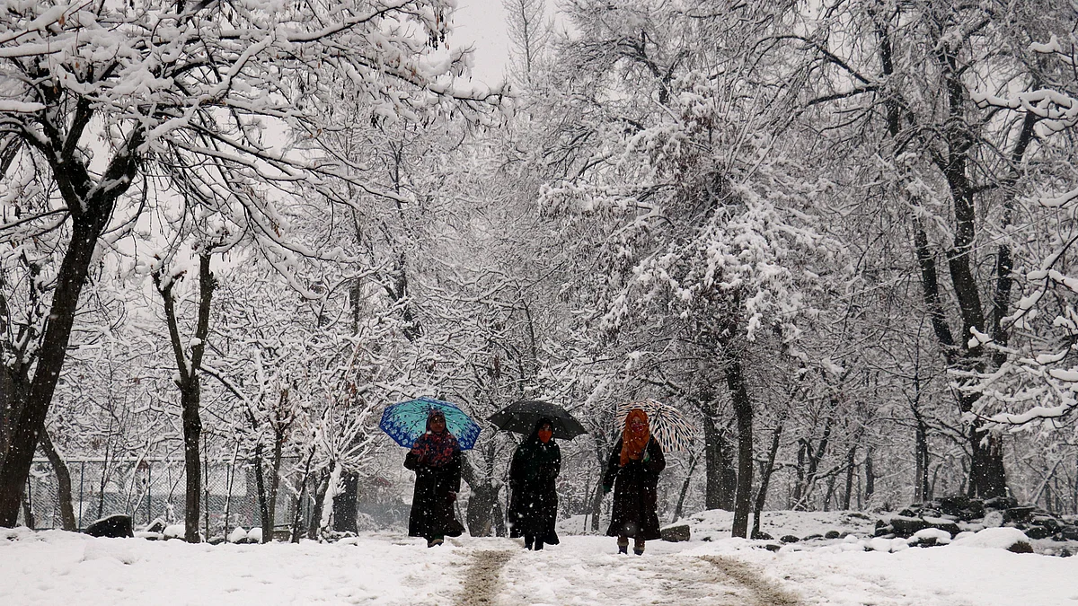 Temperatures fall after rains, snowfall in Kashmir ( File)
